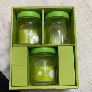 Glass jar